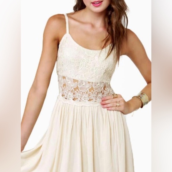 Deja Vu Cream Lace Babydoll Spaghetti Strap Mini Dress Lined Size Large EUC - Picture 2 of 16